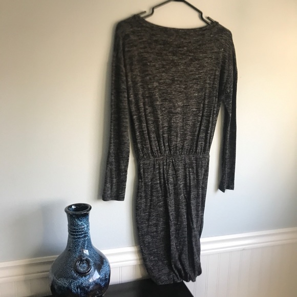 Aritzia Wilfred Bercot Long-sleeve Charcoal Grey Dress. Women’s size XS - Picture 4 of 9